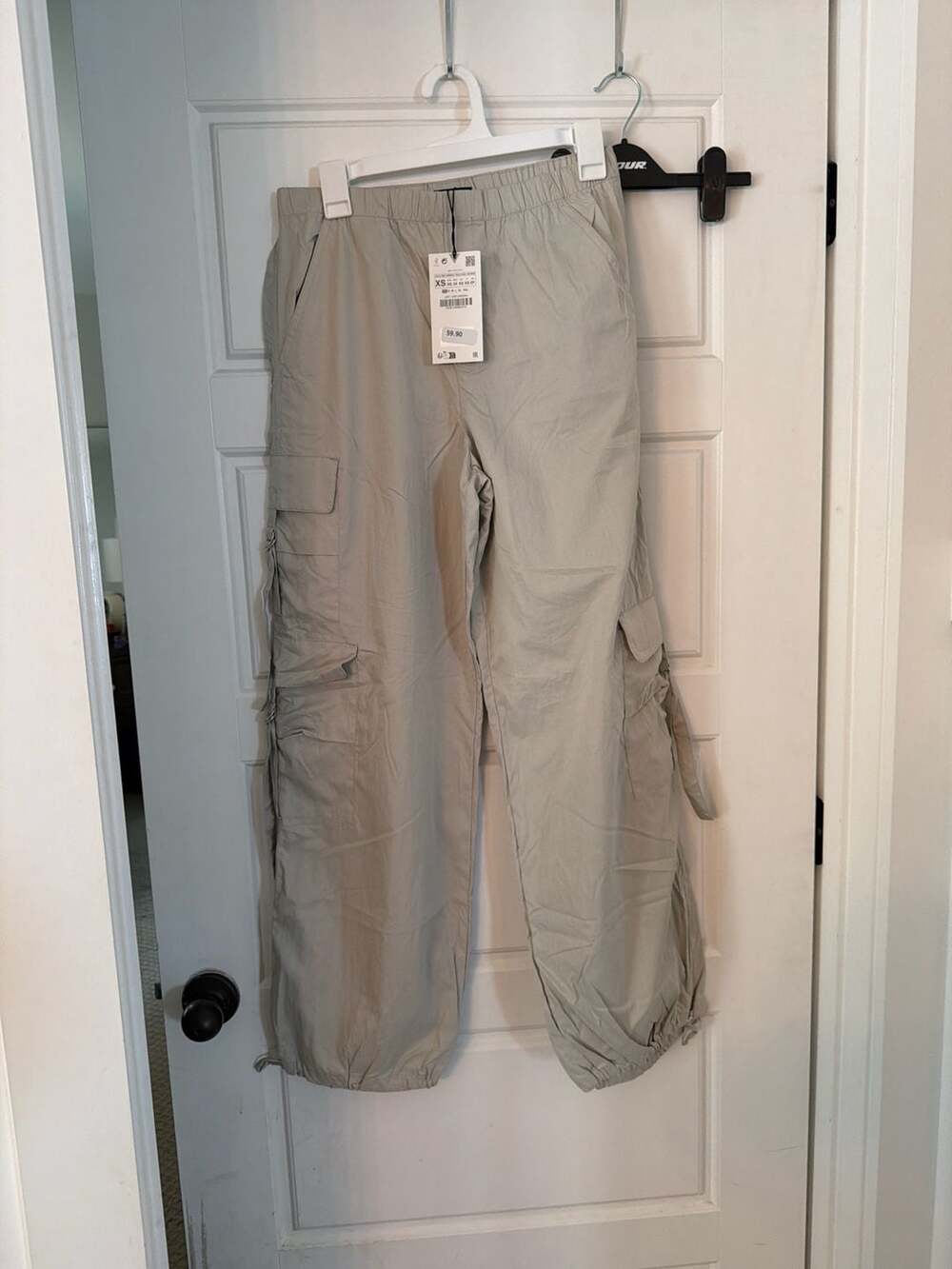 Zara High-Waist Parachute Cargo Pants with D-Ring Straps